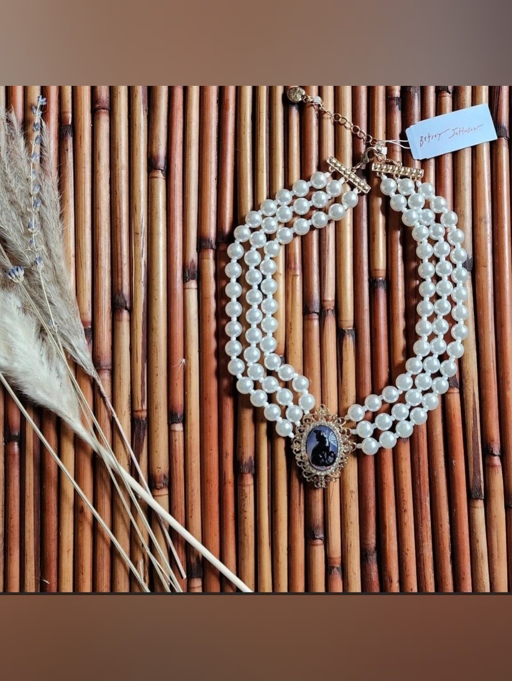 ✨ Whimsigoth Dream: Vintage Style Cat Cameo Pearl Choker ✨